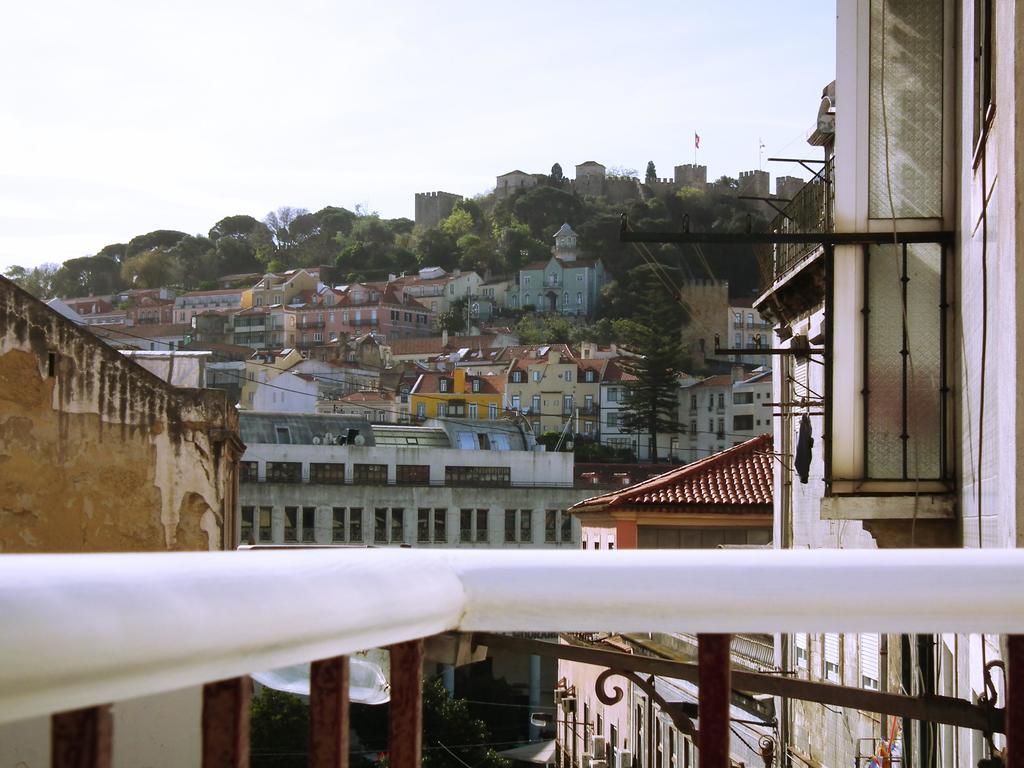 Cozy Apartment With Castel View Lisboa Exterior foto