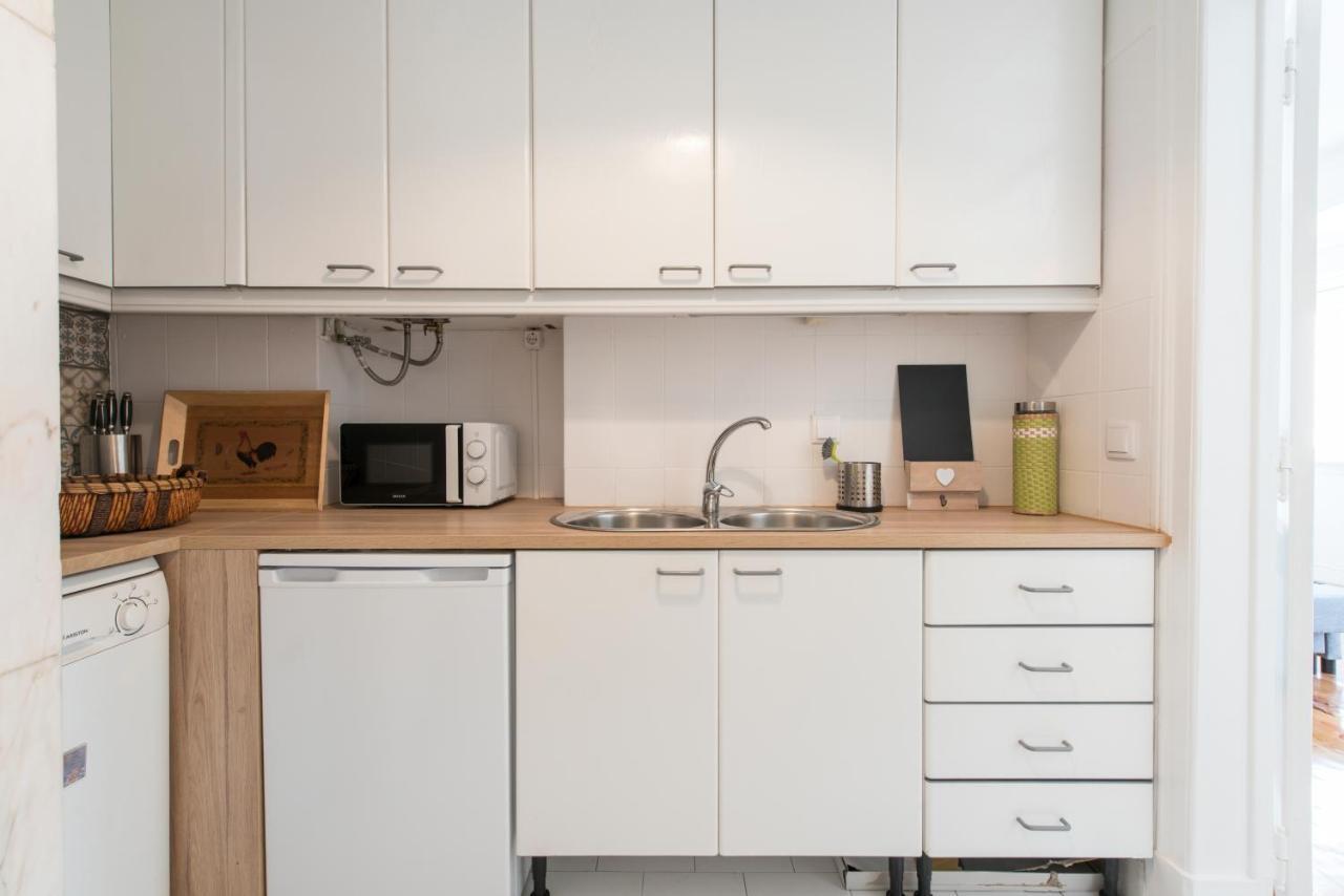 Cozy Apartment With Castel View Lisboa Exterior foto